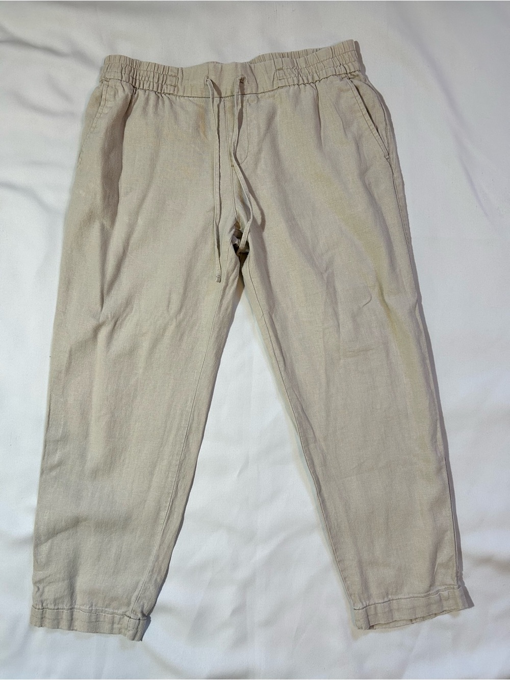 Old Navy Men's Drawstring Joggers in Light Tan